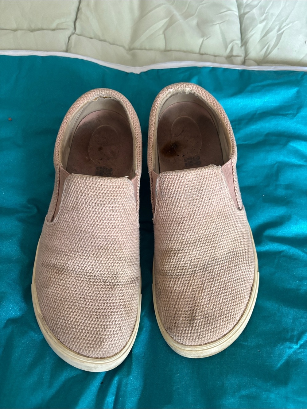 Slip-On Canvas Shoes in Light Pink size 39